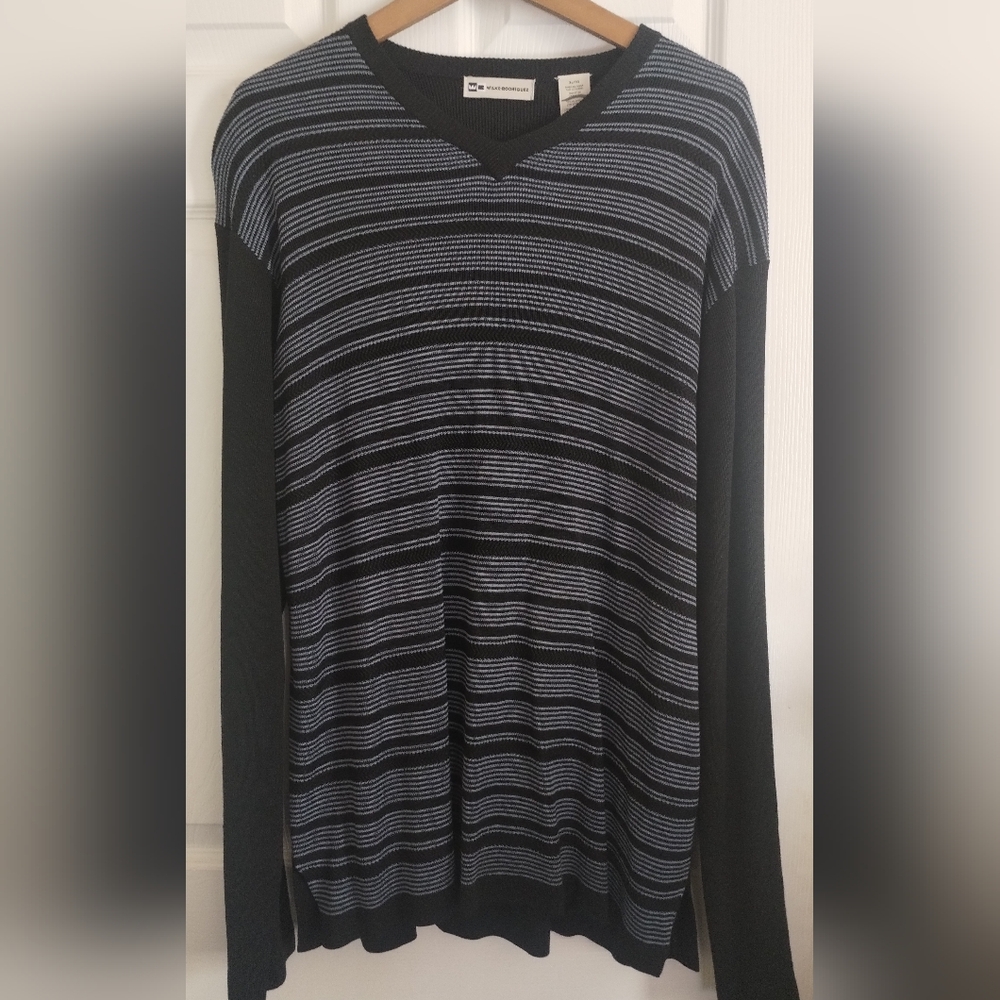 NWT Men's Striped Black/Blue Silk Lightweight Sweater (A1)